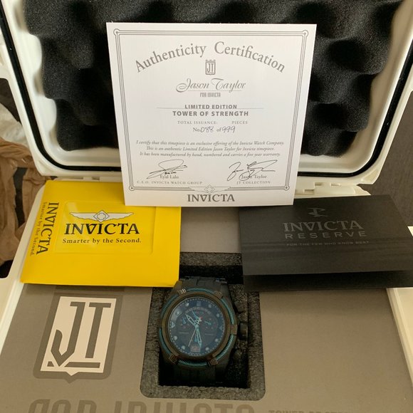 Invicta Limited Edition Jason Taylor Watch - Picture 7 of 8